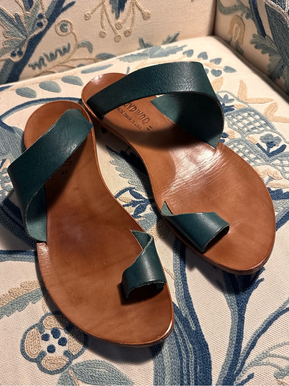 Cydwoq Thong Sandals.  Size 41